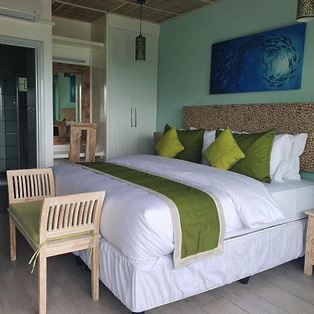 Bord Mer City Apartments La Digue Exterior photo