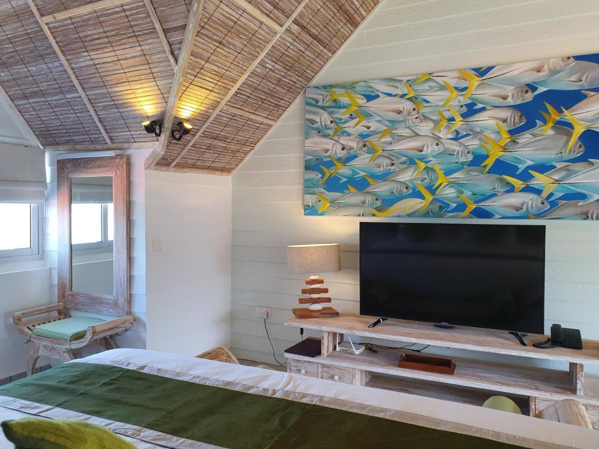 Bord Mer City Apartments La Digue Exterior photo